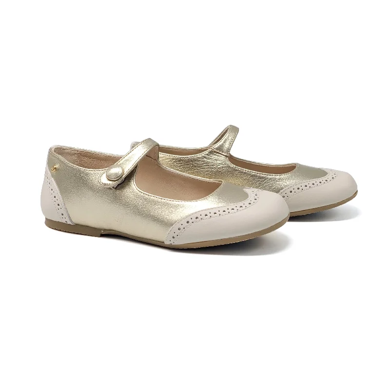 Mary Jane shoe with firm insoleManuela De Juan Platinum Cream Wingtip Mary Jane S3120