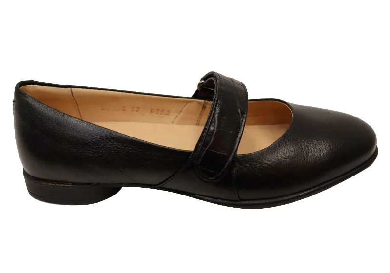 Mary Jane shoe in violetOpananken Norma Womens Comfortable Brazilian Leather Mary Jane Shoes