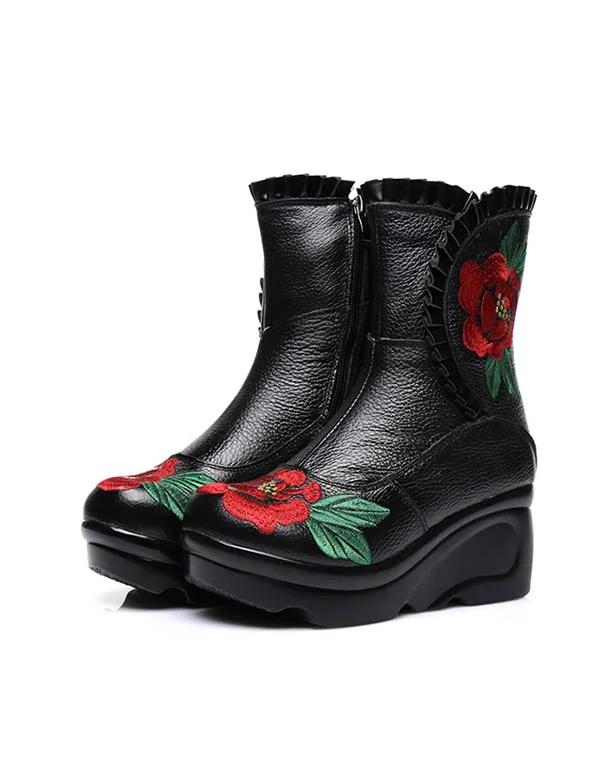 Boots for wet trails-Ethnic Style Handmade Embroidery Wedge Boots