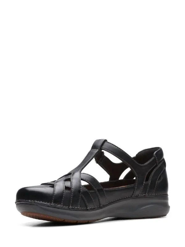 Mary Jane shoe with bold strapWomen's Appley Way Mary Jane Shoes - Wide Width In Black Leather