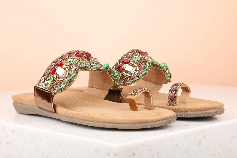 cozy flats for travelers-Women Green Embellished One Toe Flats