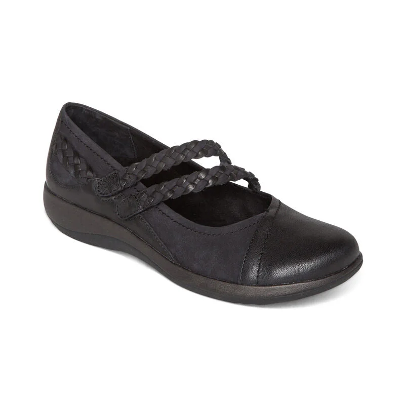 Mary Jane shoe with sturdy designAetrex Annie Mary Jane DM450