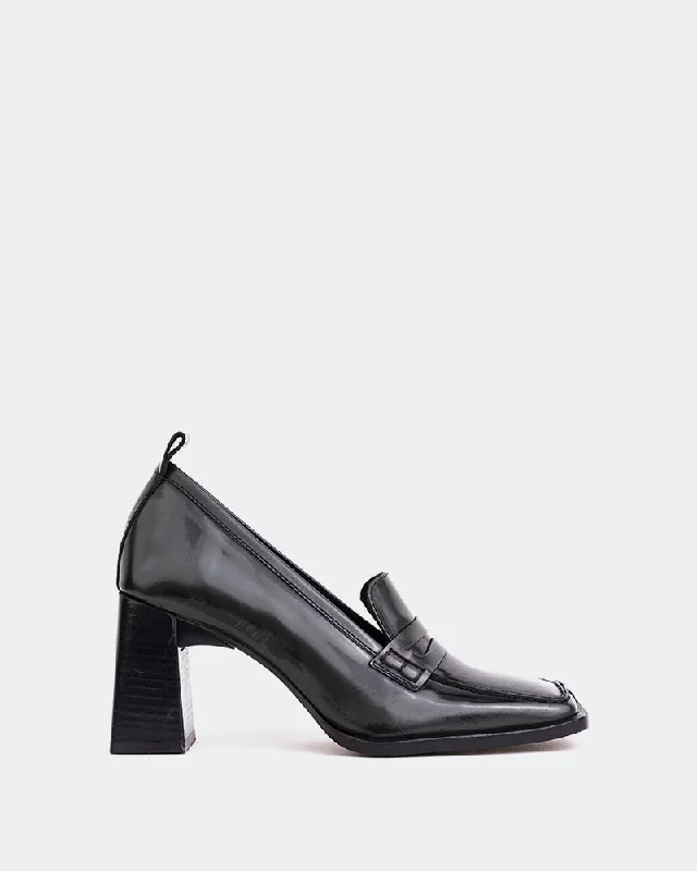 Loafers with smooth soles-Swanky Black Leather