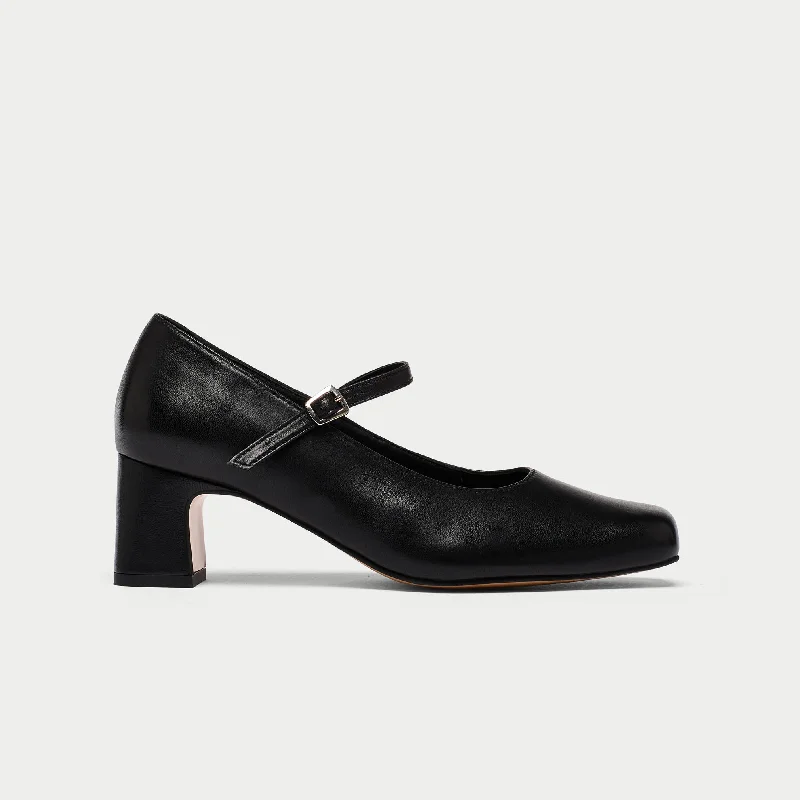 Mary Jane shoe in ivoryMary Jane - Black Leather