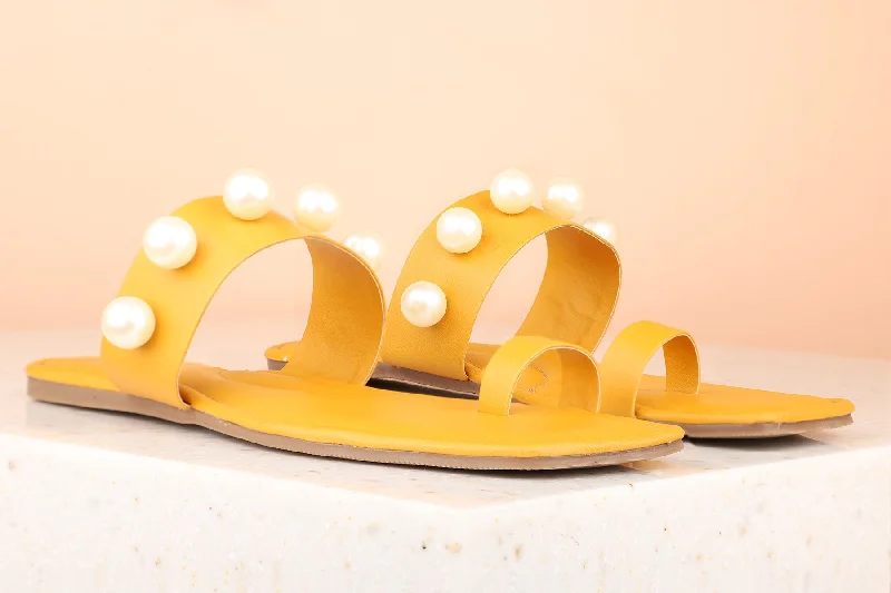 stylish flats for summer-Women Mustard One Toe Flats