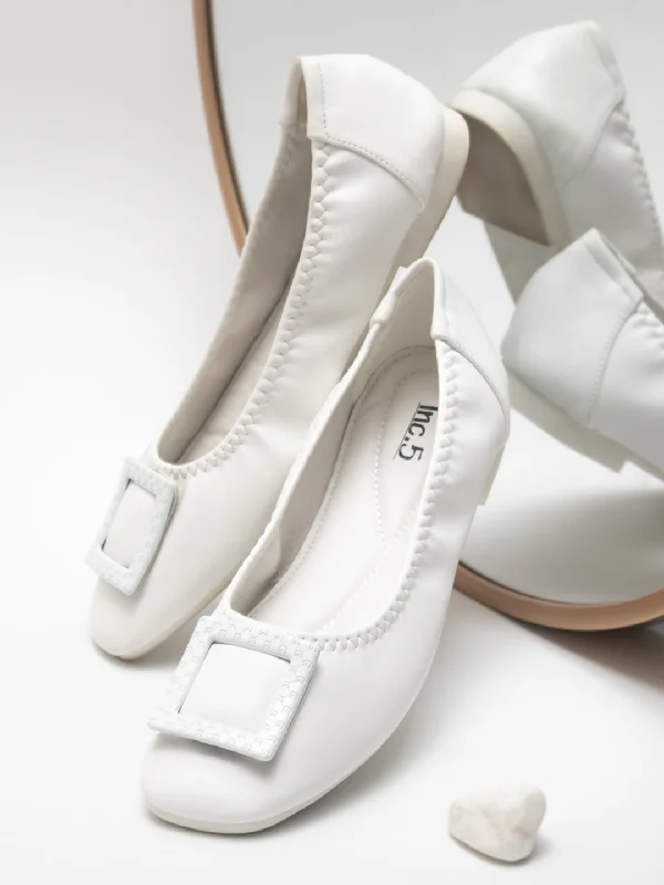 stylish flats for couples-Women White Solid Ballerinas Flats