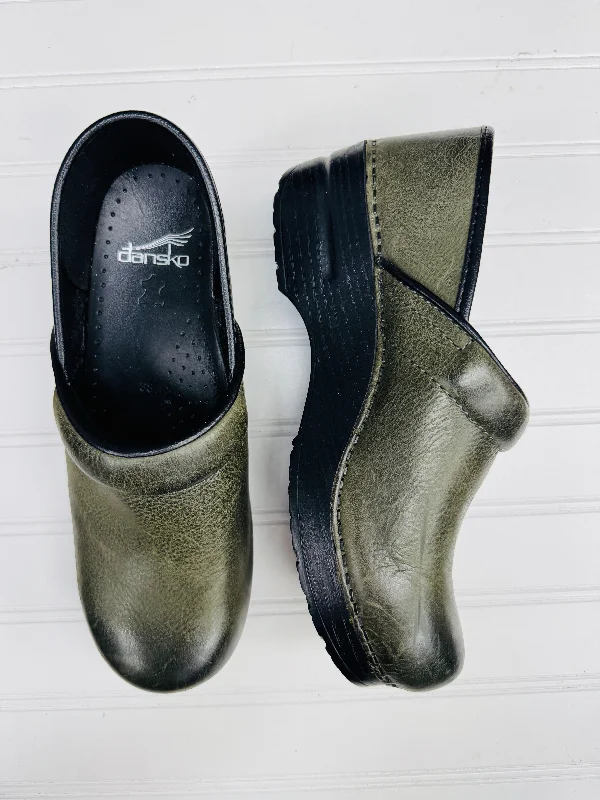 flats with open layouts-Shoes Flats By Dansko In Green, Size: 8