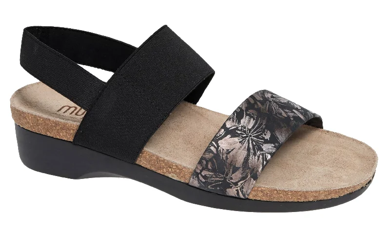 best sandals for fashion-Munro Pisces Dark Floral Print