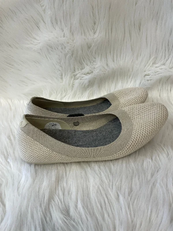 trendy flats for festivals-Shoes Flats By Allbirds In Cream, Size: 10