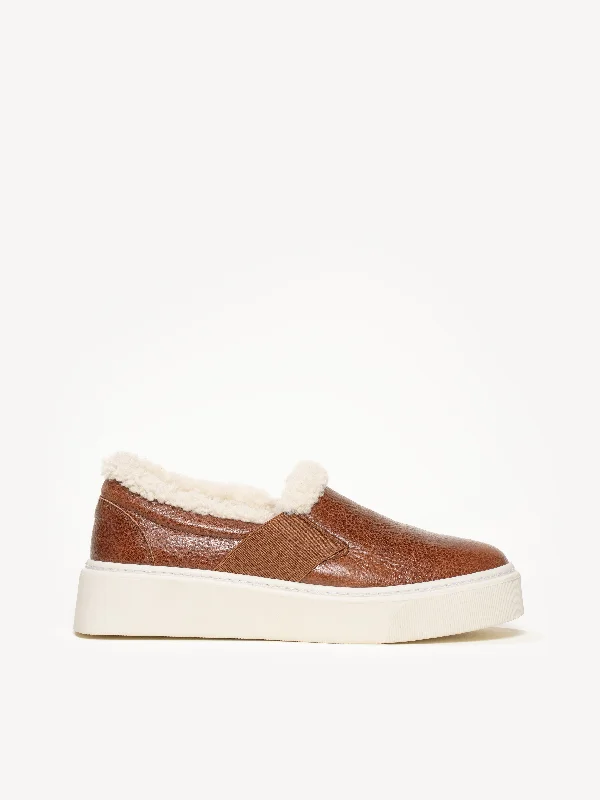 Athletic shoes with sleek design -The Luciana Shearling