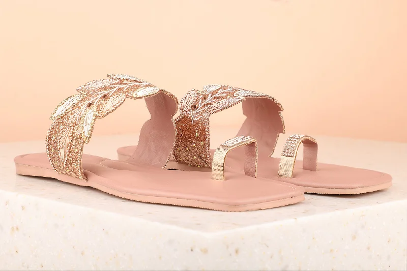 flats with ample storage-Women Peach Embellished One Toe Flats