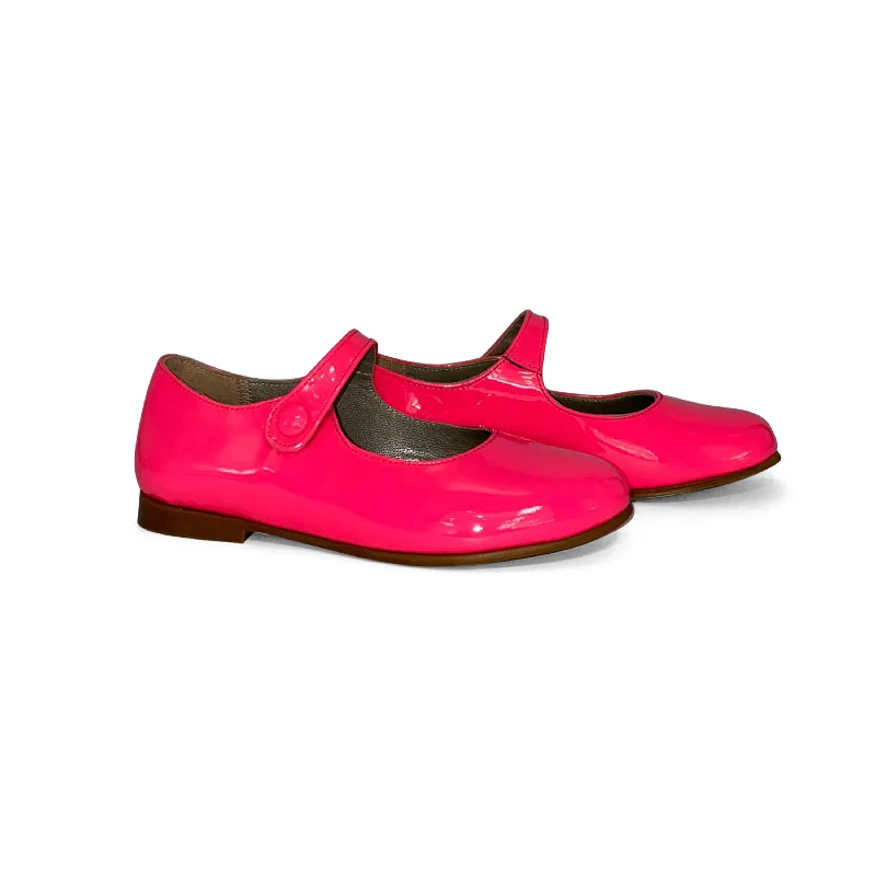 Mary Jane shoe in deep greenGeppettos Neon Pink Patent Mary Jane GP0576