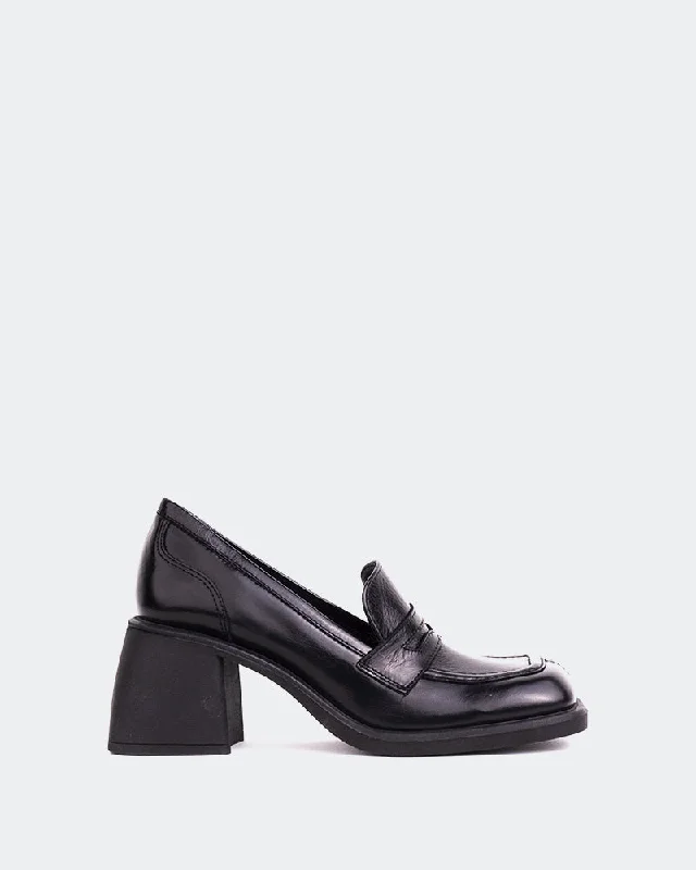 Loafers with chic soles-Station Black Leather