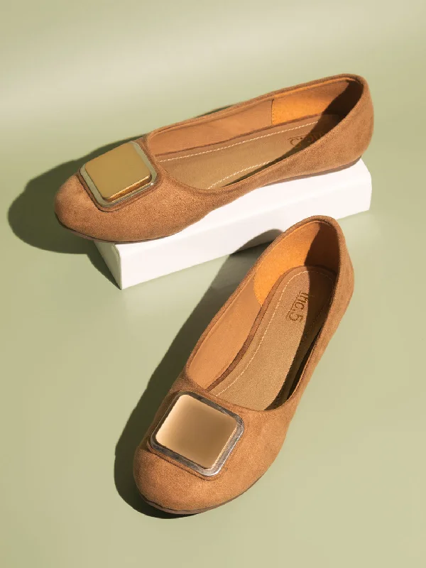 flats with pet-friendly design-Women Beige Buckle Ballerinas Flats