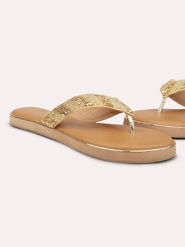 trendy flats for professionals-Women Gold Ethnic One Toe Flats