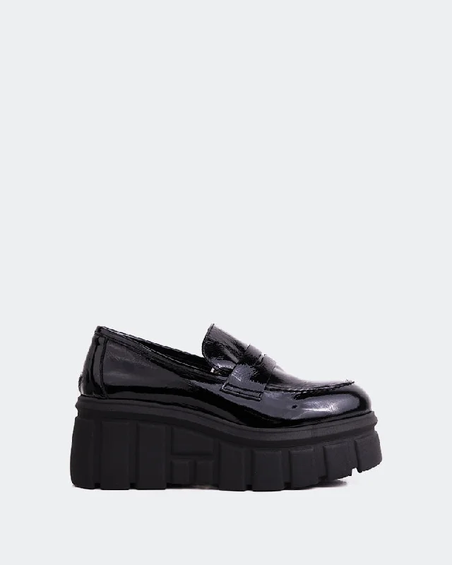 Loafers with cozy hues-Dawson Black Naplack